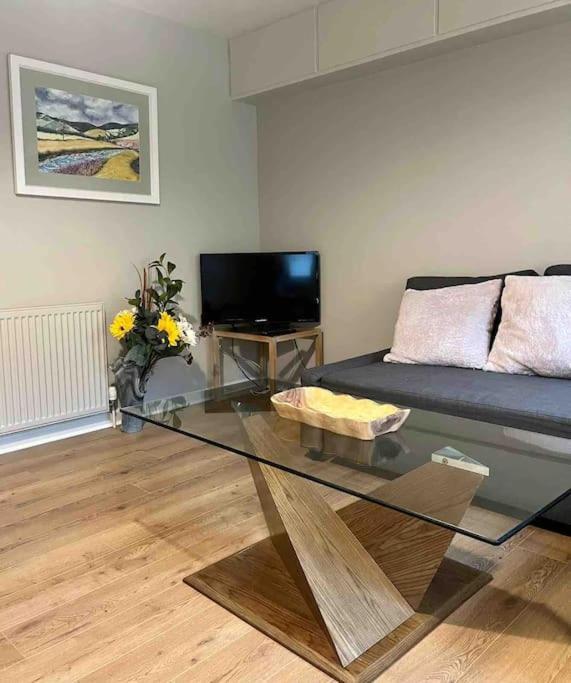 Modern Edinburgh Apartment 2 Bedrooms & Two Bathrooms Exterior foto